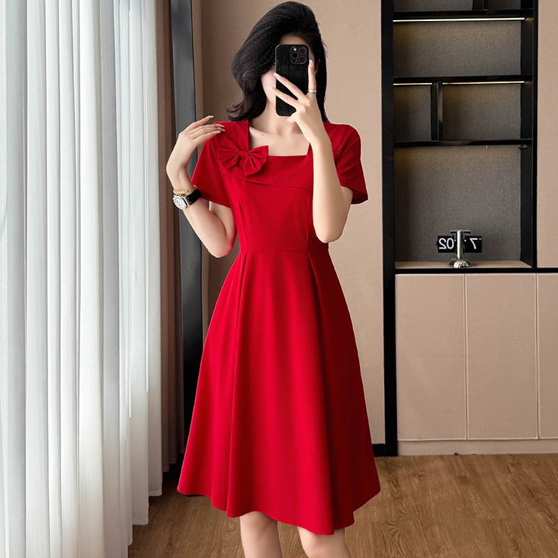 2026 New Elegant Red French Style Short Sleeve Dress Korean Slimming Plus Size Women's Dress