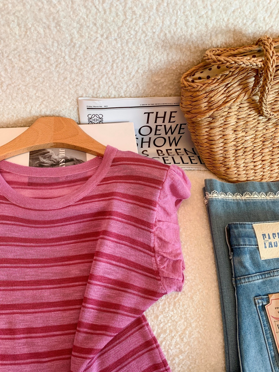 Korean Striped Color Block Flutter Sleeve Short Sleeve Knit Top for Women Summer New Round Neck Breathable Design Versatile Shirt - Image 3