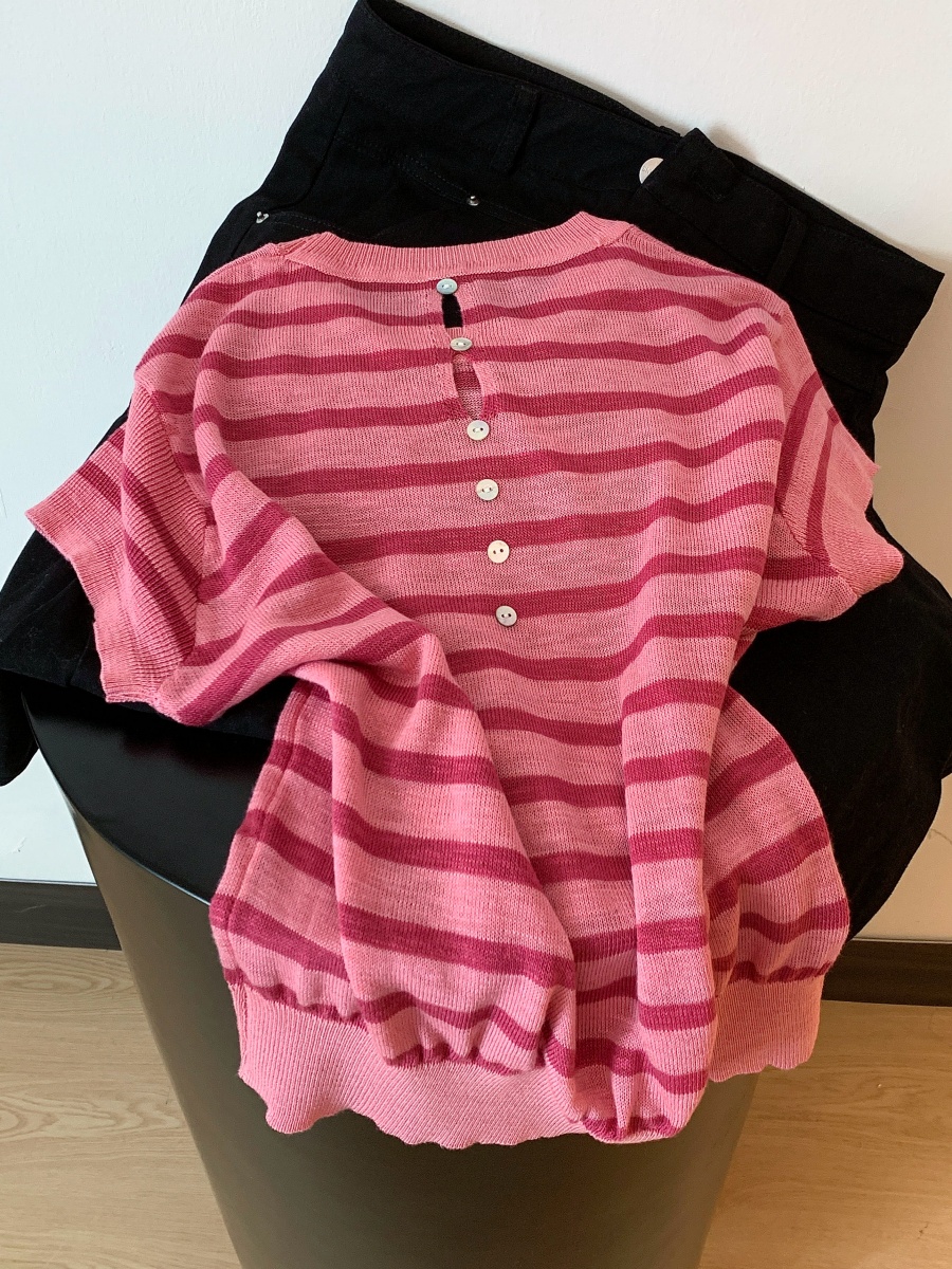 Korean Shell Button Back Cutout Ice Silk Knit Top 2026 Summer Women's Elegant Versatile Shirt - Image 2