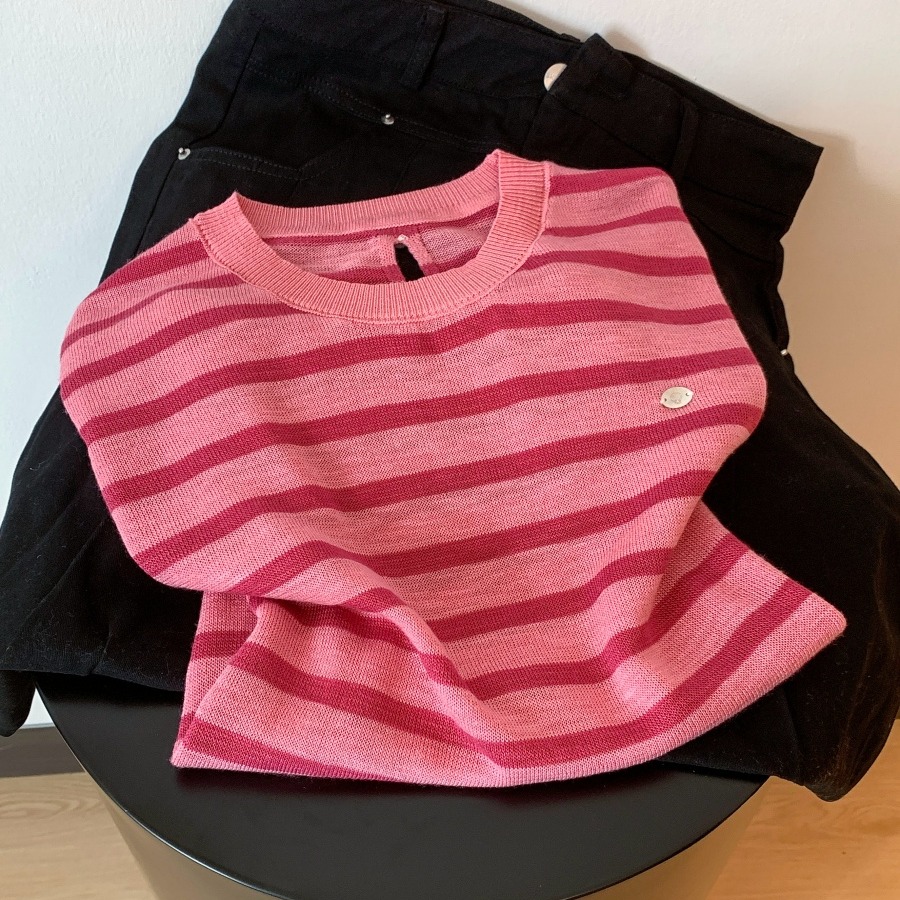 Korean Shell Button Back Cutout Ice Silk Knit Top 2026 Summer Women's Elegant Versatile Shirt - Image 5