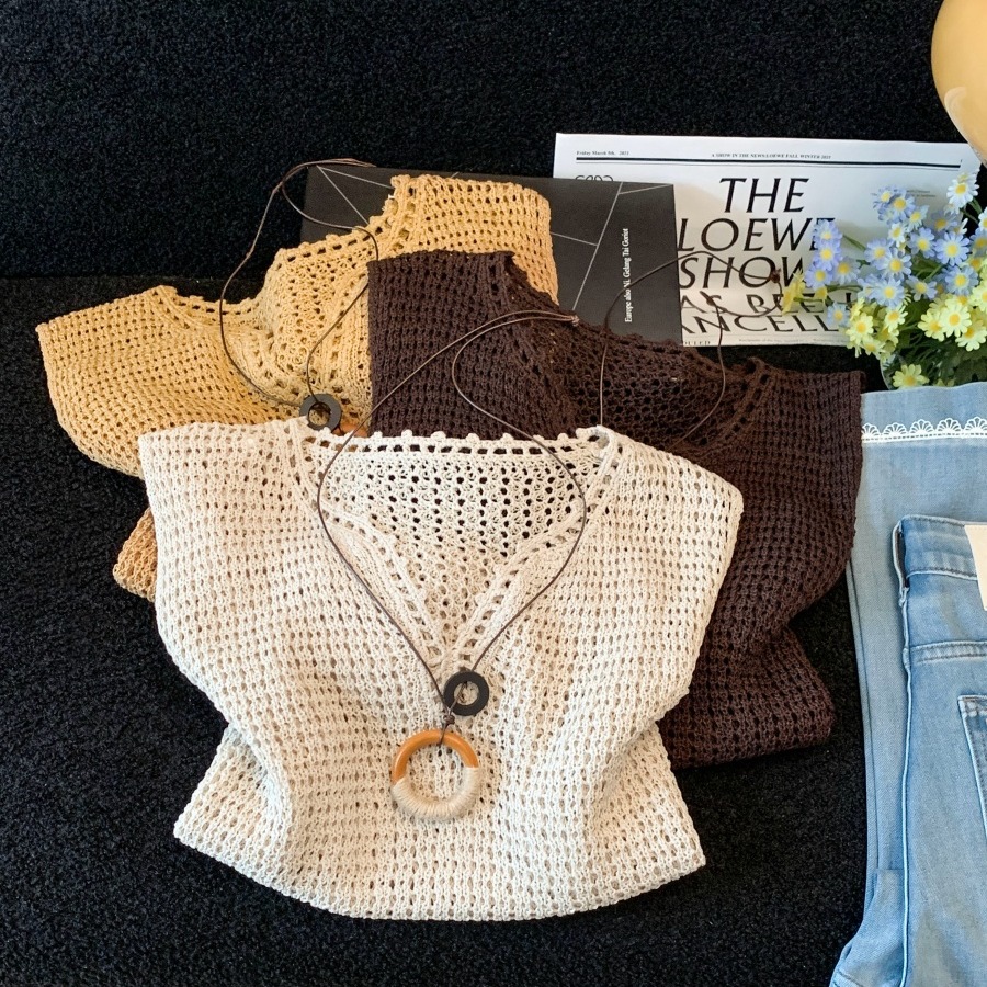 Korean V-Neck Hollow Knit Vest 2026 Summer Women's Layering Top - Image 5