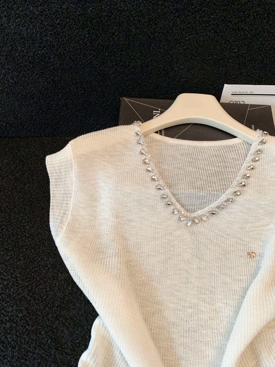 Korean Sweet V-Neck Rhinestone Knit Top with Ruffle Sleeves for Women Summer Slimming Drawstring Waist - Image 3