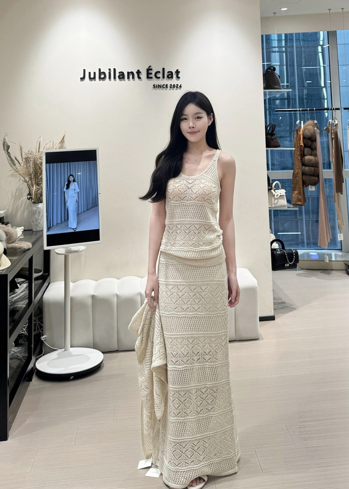 Women's Summer Knit Vest Set in Natural Linen Tone - Image 4