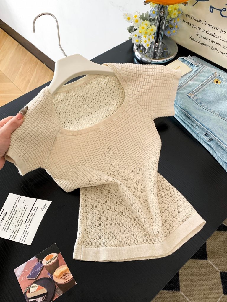 Women's Square Neck Short Sleeve Knit Top Slim Fit Cropped Summer 2026
